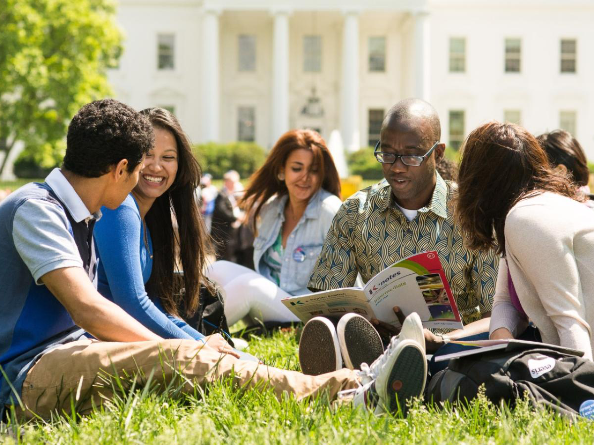 TOEFL Hazırlığı: Dil Yeteneklerinizi Geliştirerek Geleceğinizi Şekillendirin